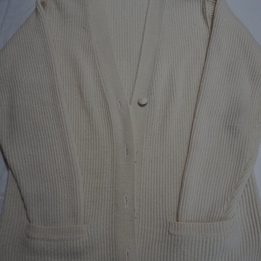 Small | Yarnworks |  White Sweater | See Details